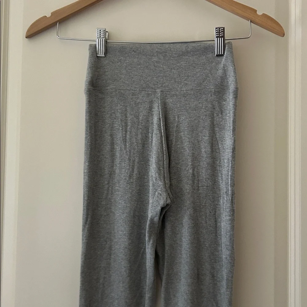 Natural Life Girls' Gray Ribbed PullOn Leggings stretchy viscose elastane size M